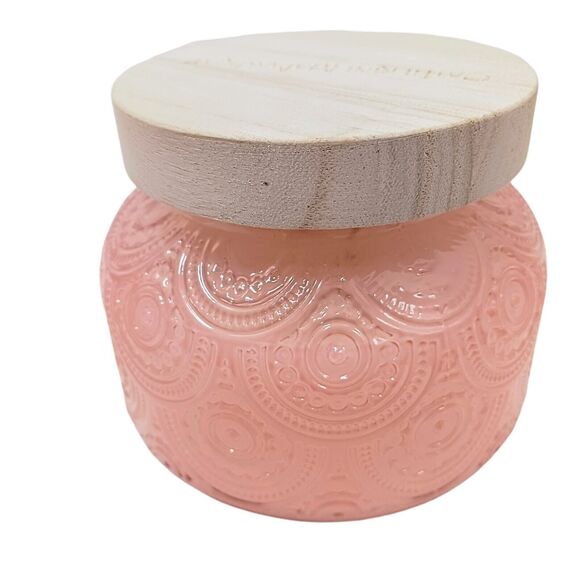 Catherine Malandrino ALWAYS RED Candle SOY Hand Poured Exotic Decor Retail $67 - Picture 6 of 12